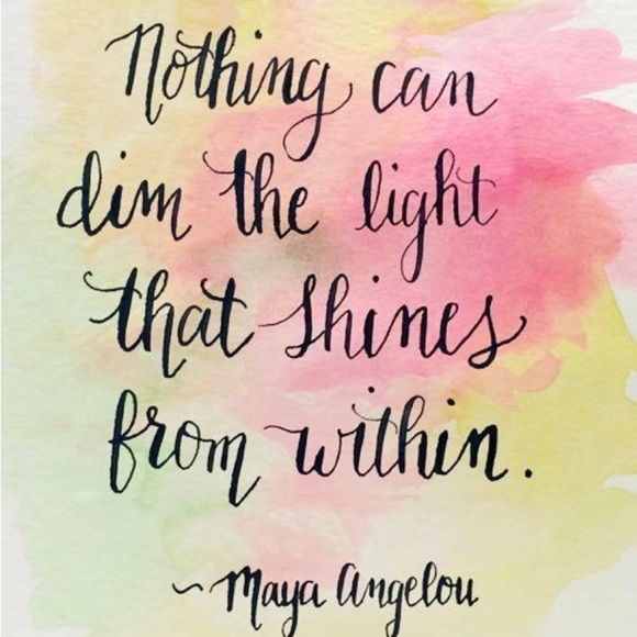 L’Oréal Lipstick 711 + matte bronzer +Revlon concealer!!! - Picture 3 of 5